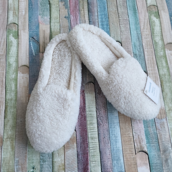 nestwell Shoes Nestwell Furry Lined Knit Slipper Large 9 Poshmark